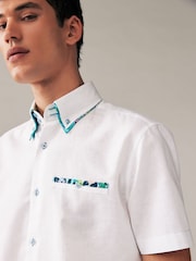 White Double Collar Regular Fit Trimmed Linen Blend Short Sleeve Shirt - Image 3 of 7