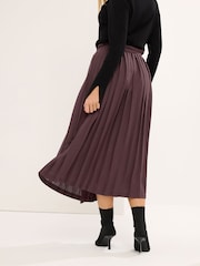 Star by Julien MacDonald Brown Buckle Detail Pleated Skirt - Image 3 of 6