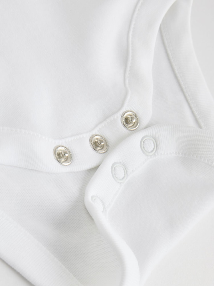 White 7 Pack Baby Vest Bodysuits - Image 8 of 8 White 7 Pack Baby Vest Bodysuits - Image 8 of 8