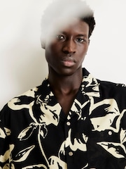 Camisa extragrande con estampado floral de River Island - Imagen 3 de 4
