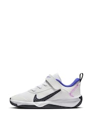 Nike White/Navy Junior Omni Trainers - Image 2 of 9