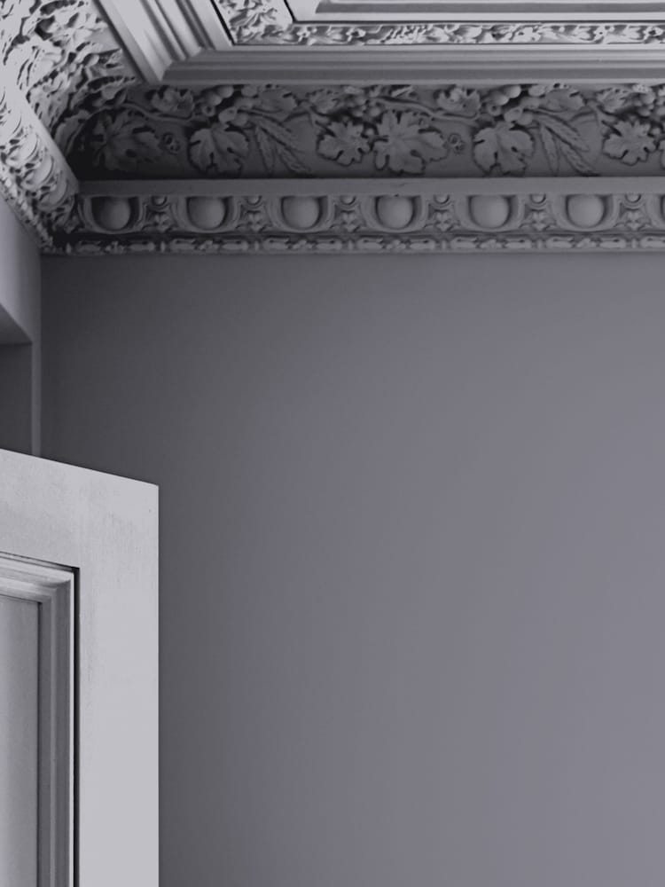 Laura Ashley Pale Purple Matt Emulsion 5LT Paint - Image 2 of 4