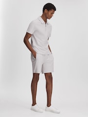 Reiss Silver Hester Textured Cotton Drawstring Shorts - Image 3 of 6
