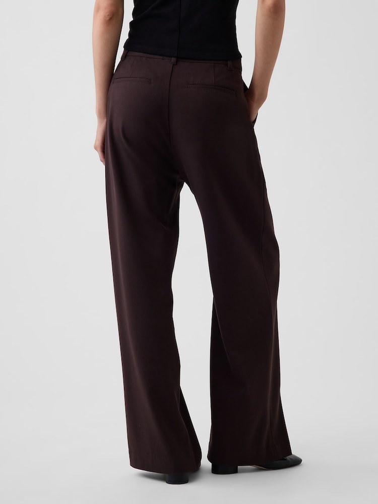 Braun - Gap 365 Bundfaltenhose aus gebürstetem Twill mit hoher Taille - Bild 2 von 5