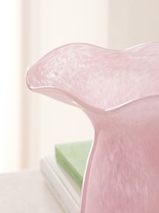 Nina Campbell Pink Fluted Medium Flower Vase - Image 3 of 5