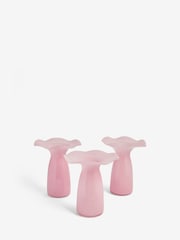 Nina Campbell Pink Fluted Medium Flower Vase - Image 4 of 5