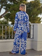 Blau/Weiß/Bedruckt - Hose mit Leinenanteil, weitem Bein und Bindegürtel - Bild 4 von 7
