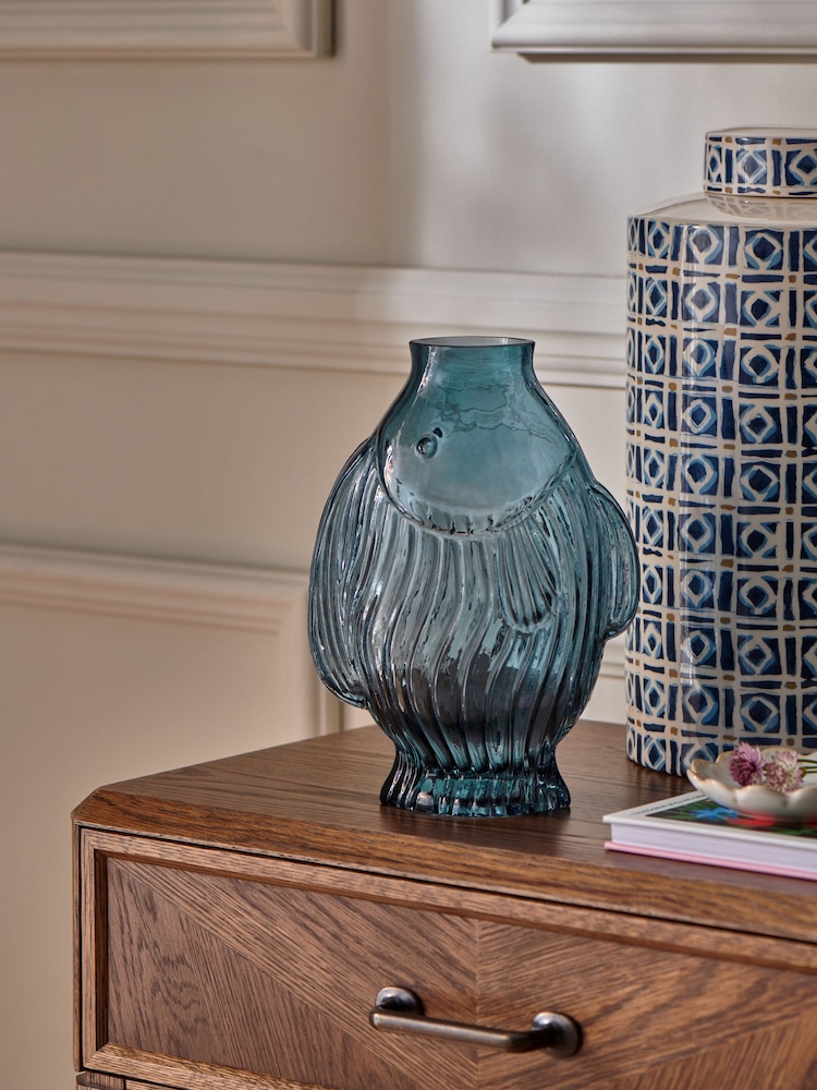 Nina Campbell Blue Glass Fish Vase - Image 1 of 4