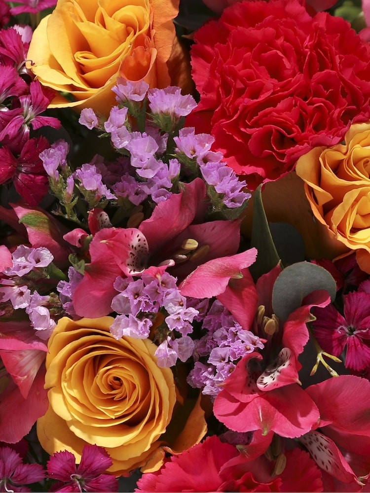 Bloom & Wild The Jade Letterbox Bouquet - Image 4 of 4