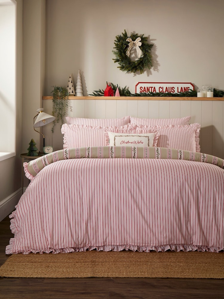 Vantona Christmas Ditsy Rows Cushion - صورة 2 من 2 Vantona Christmas Ditsy Rows Cushion - صورة 2 من 2