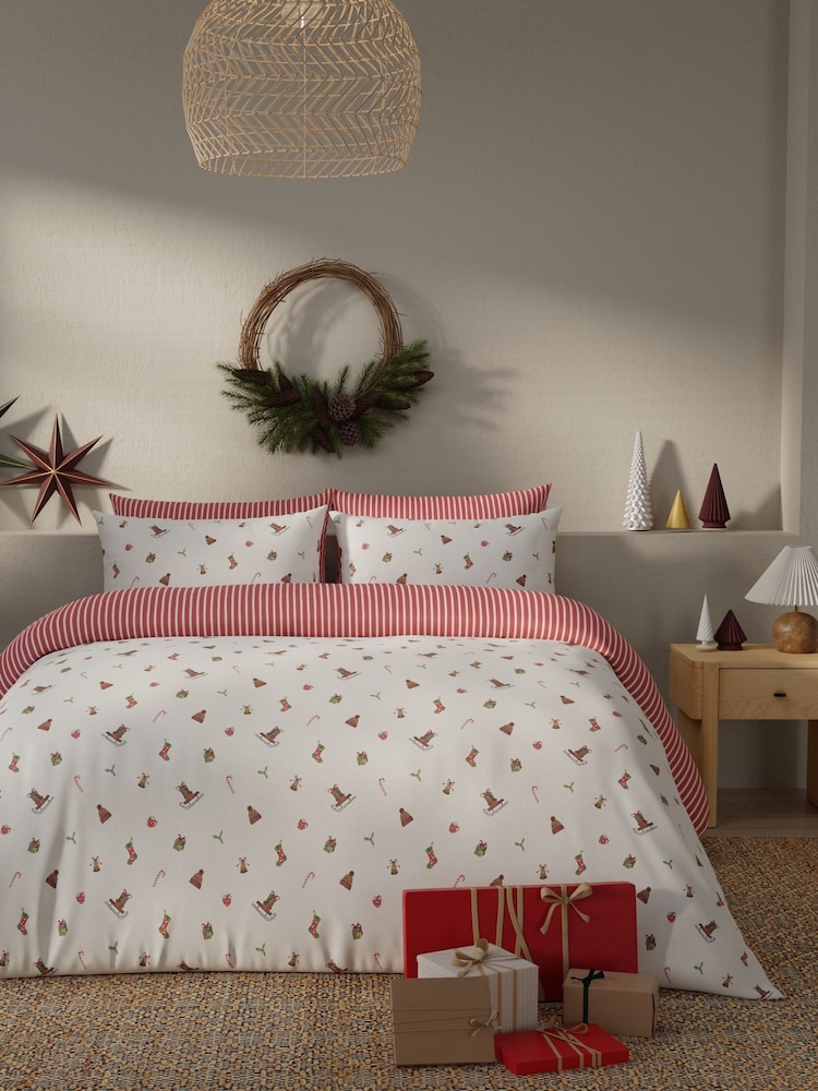 Vantona Red/Pink Christmas Icons Duvet Cover and Pillowcase Set - Image 2 of 5