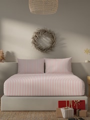 Vantona Christmas Ditsy Rows Fitted Sheet Set - Bild 1 von 3