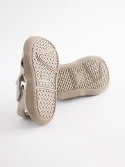 Neutralny - Moulded Closed Toe Clogs - Image 5 of 8