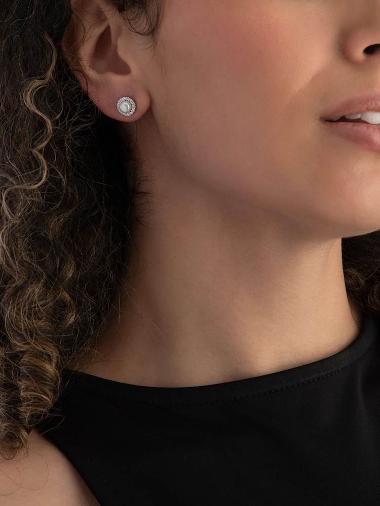 Beaverbrooks Freshwater Cultured Pearl And Cubic Zirconia Earrings - Image 4 of 4 Beaverbrooks Freshwater Cultured Pearl And Cubic Zirconia Earrings - Image 4 of 4