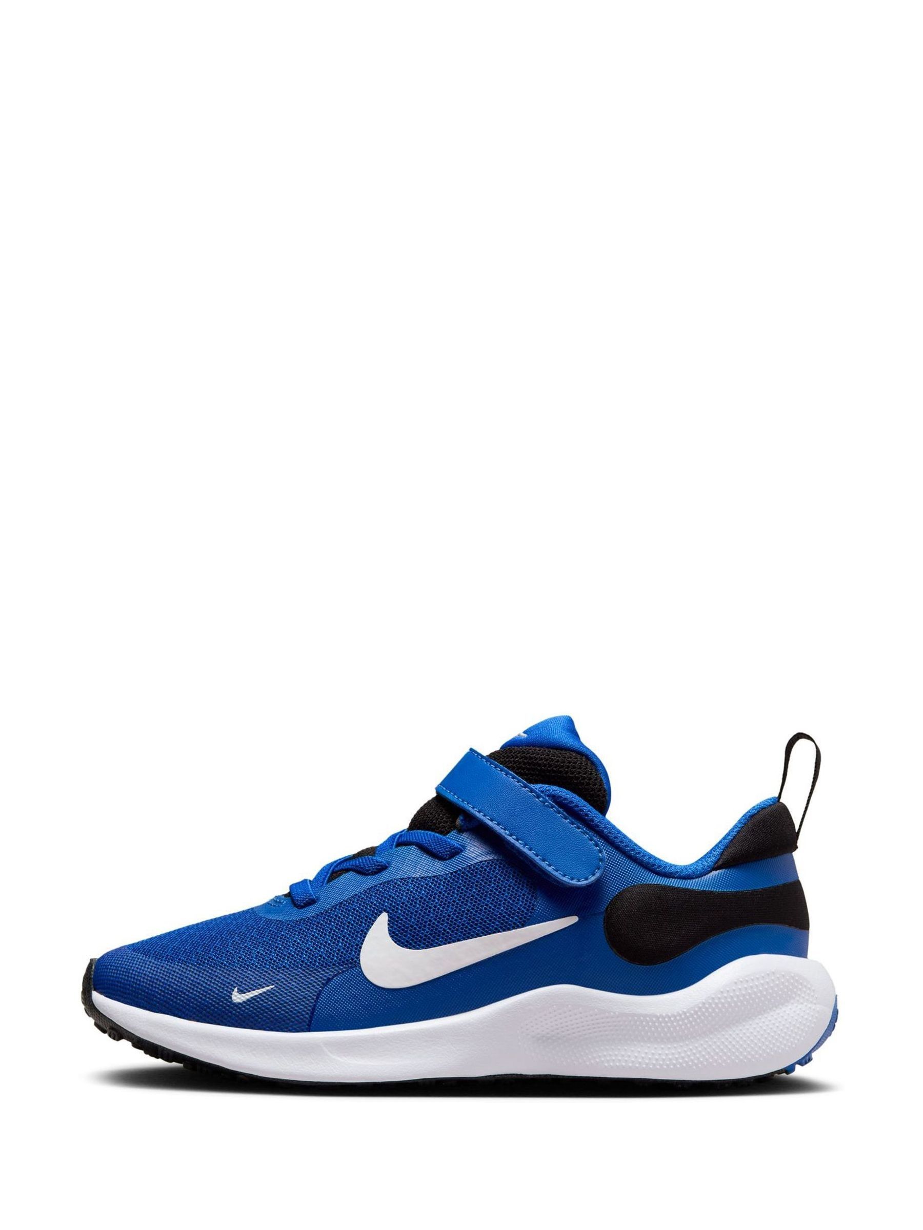 Acheter Bleu Baskets Nike Junior Revolution 7 from Next Belgium
