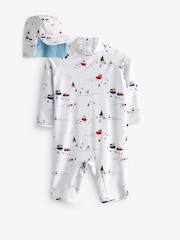 Blassblaue Boote​​​​​​​ - Sonnenschutz-Set aus Badeanzug und Mütze 2-teilig (3Monate–7Jahre) - Bild 6 von 10