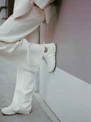 Reiss Natural Dekkan Veja Mesh Hiking Trainers - Image 2 of 6
