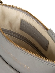 Pure Luxuries London Kenley Leather Cross-Body Bag - Image 5 of 5