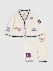 Crema - River Island Little Champ Cardigan & Trousers Set - Imagen 2 de 5