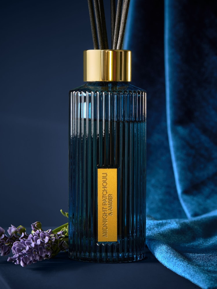 100ml Midnight Patchouli and Amber Fragranced Reed Diffuser - Image 2 of 4