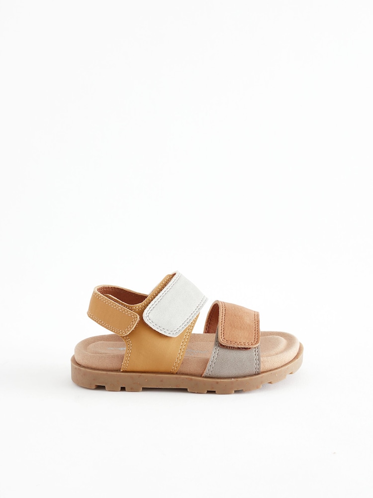 Hellbraun - Sandalen mit Kork-Fussbett und zwei Riemen mit Klettverschluss - Bild 2 von 6