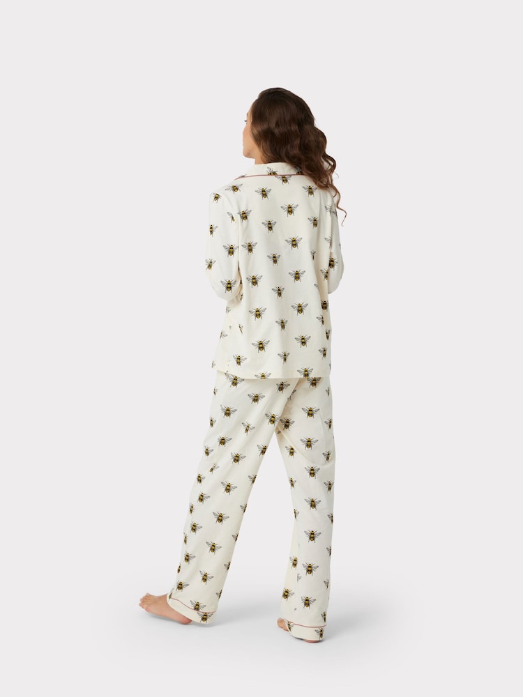 Chelsea Peers Cream Curve Organic Cotton Bee Print Pyjama Set - Image 5 of 5