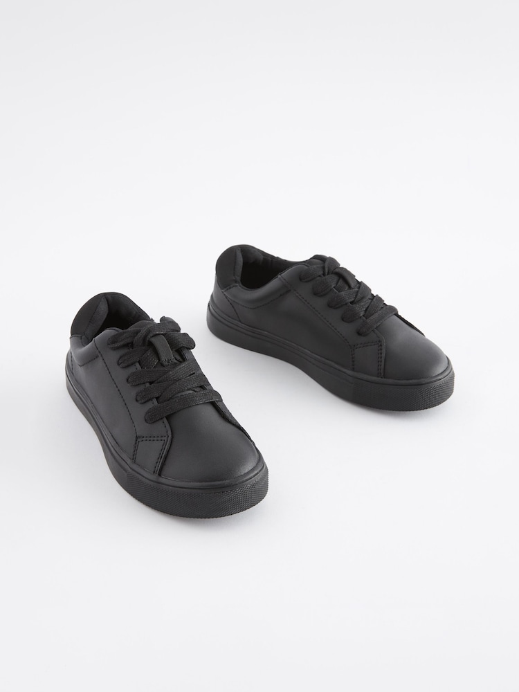 Schwarz - Schnürschuhe für die Schule - Bild 1 von 11 Schwarz - Schnürschuhe für die Schule - Bild 1 von 11