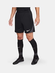 Черный - Тренировочные шорты Nike Strike Dri-FIT - Изображение 1 из 9