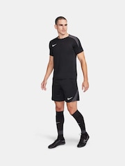 Черный - Тренировочные шорты Nike Strike Dri-FIT - Изображение 9 из 9