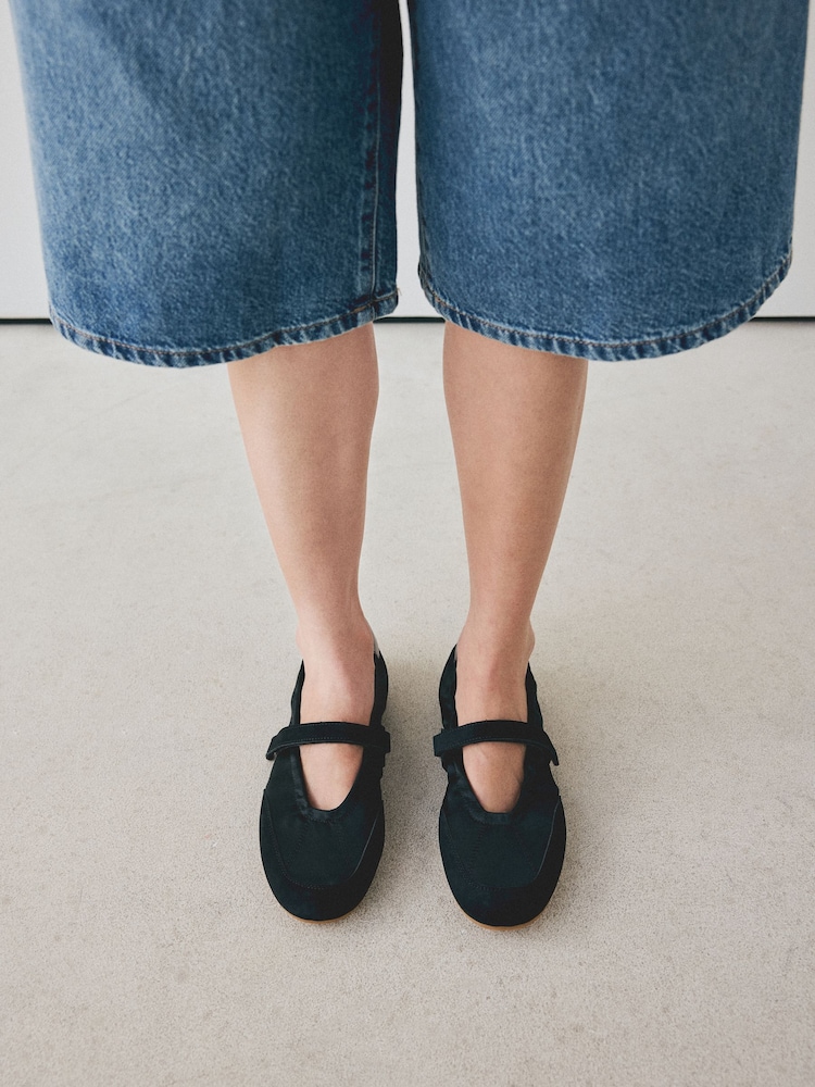 Black Forever Comfort® Sneakerina Flats - Image 2 of 12