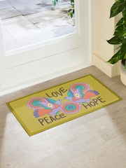 Felpudo Love Peace Hope para interiores y exteriores Elizabeth Olwen de Artsy Mats - Imagen 2 de 4