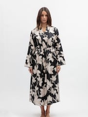 Nora Rose Black Floral Print Lace Trim Long Dressing Gown - Image 2 of 4