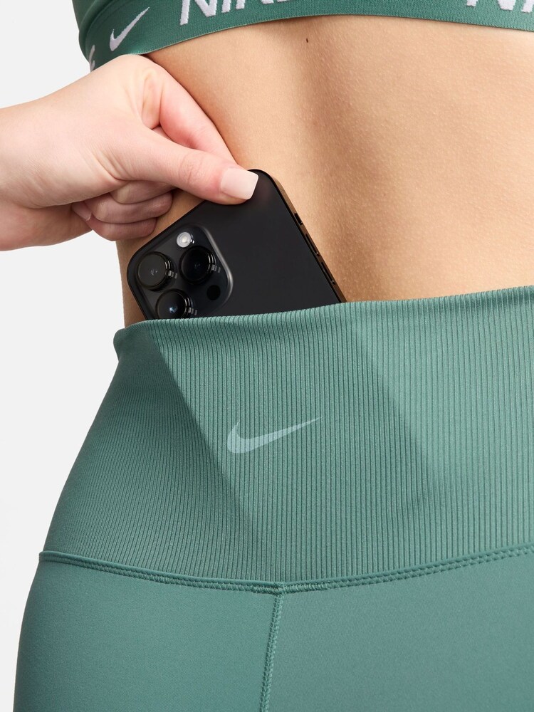 Nike Green One High Waisted 5 Cycling Shorts - Image 8 of 8 Nike Green One High Waisted 5 Cycling Shorts - Image 8 of 8