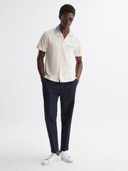 Reiss Ecru/Blue Troon Cuban Collar Contrast Shirt - Image 3 of 4