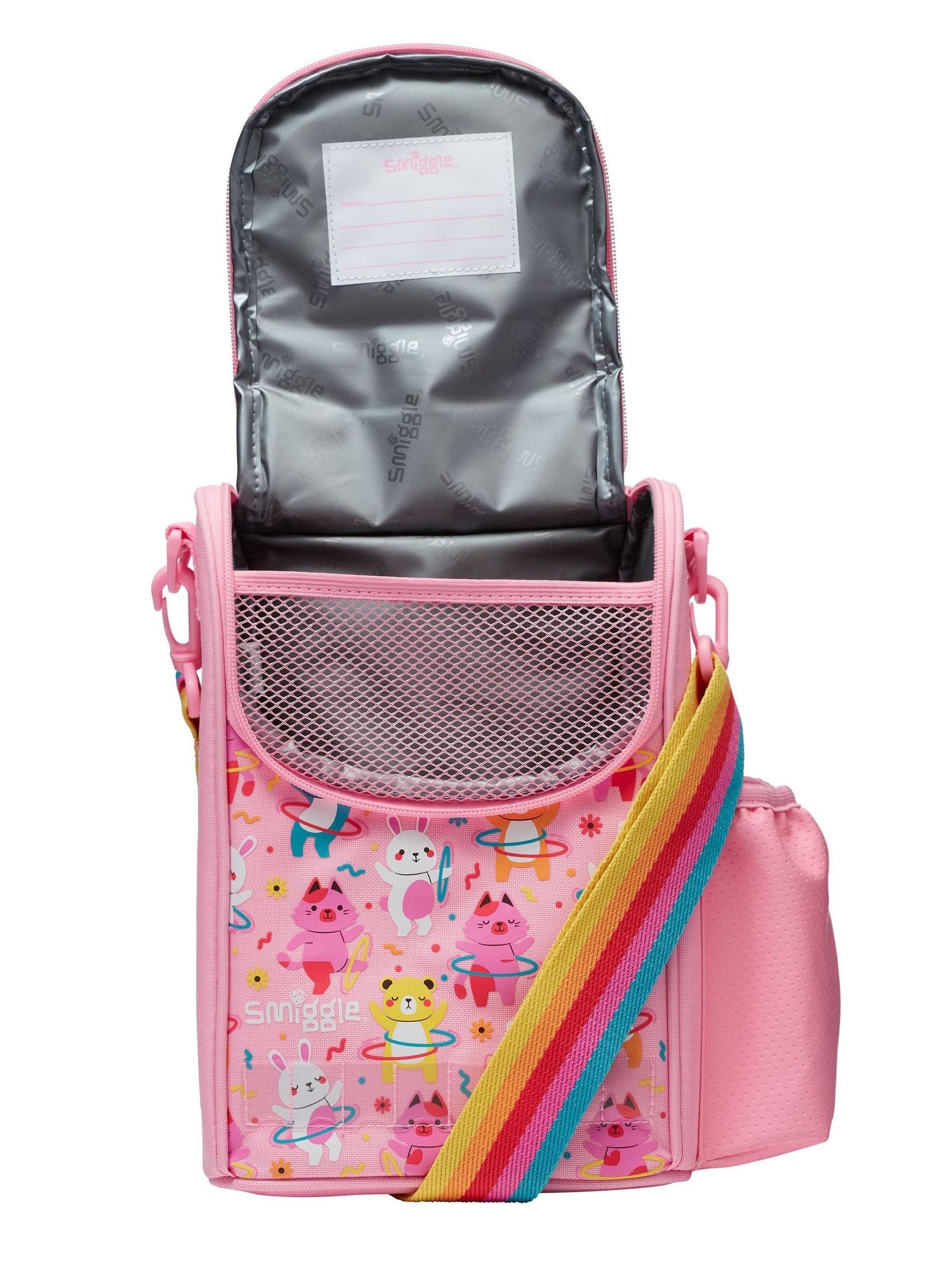 Smiggle backpack and lunchbox shop