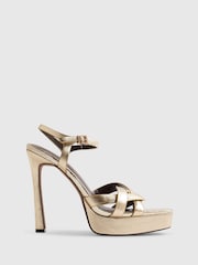 River Island ツイストストラップ プラットフォーム ヒールサンダル - 画像 4 / 6