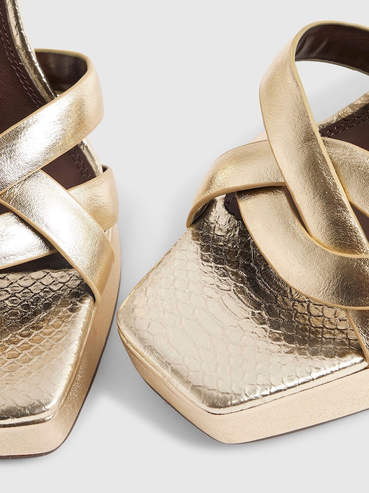 River Island ツイストストラップ プラットフォーム ヒールサンダル - 画像 6 / 6