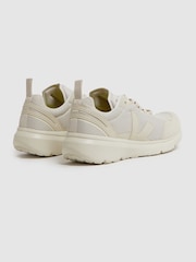 Blanco Pierre - Reiss Condor 2 Veja Mesh Running Trainers - Imagen 4 de 6