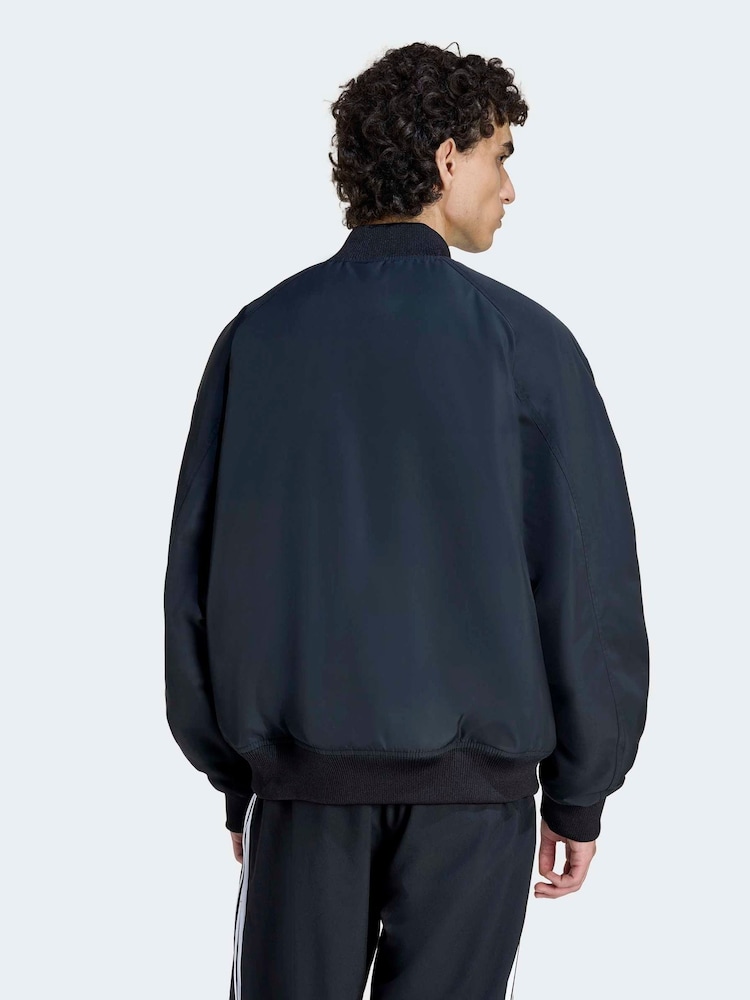 adidas Originals Black Teamgeist Padded Jacket - Image 2 of 5 adidas Originals Black Teamgeist Padded Jacket - Image 2 of 5