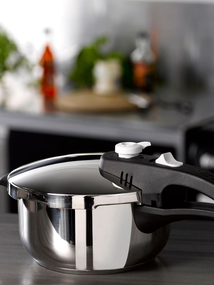 Tower Stainless Steel 3L Pressure Cooker - Image 1 of 4
