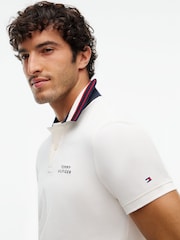 Крем - Tommy Hilfiger кәдімгі пішінді ұшты жағалы поло жейдесі - 8суретінің 3 суреті