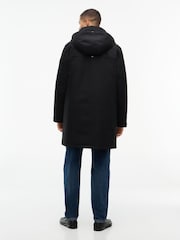 Chaqueta tipo parka con capucha y relleno Performance Tech de Tommy Hilfiger - Imagen 2 de 4