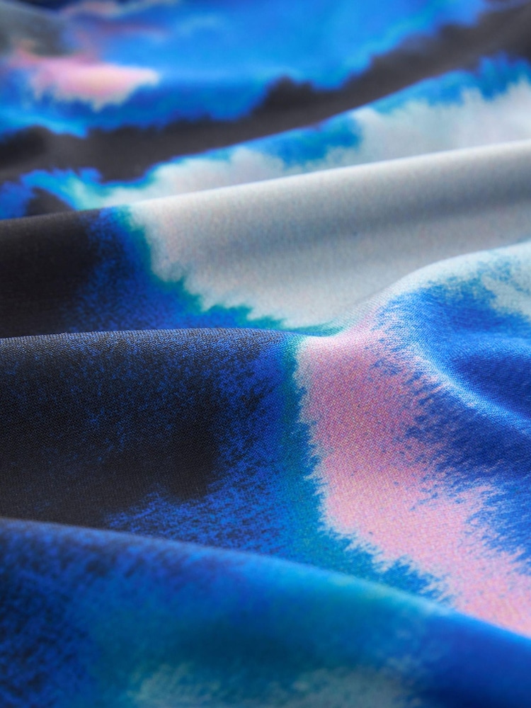 Black Tie Dye Print Cropped T-Shirt - Image 6 of 6