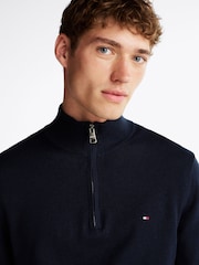 Zils - Tommy Hilfiger džemperis ar mākslīgo kakla izgriezumu un ceturtdaļas rāvējslēdzēja aizdari no kašmira auduma - Attēls 4 no 7