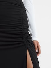 Reiss Black Eleanor High Rise Ruched Fitted Midi Skirt - Image 4 of 5