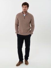 Saltwell Cable Knit Cotton Funnel Neck Quarter Zip Jumper - תמונה 3 מתוך 5