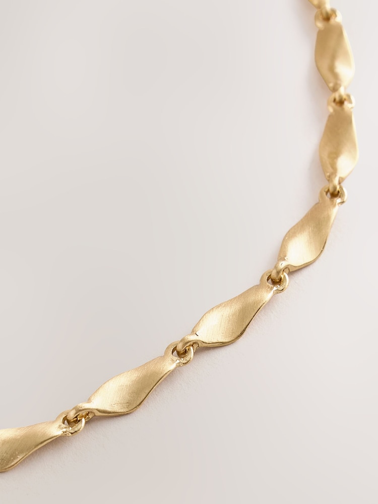 Gold Tone Twisted Chain Necklace - Image 3 of 3
