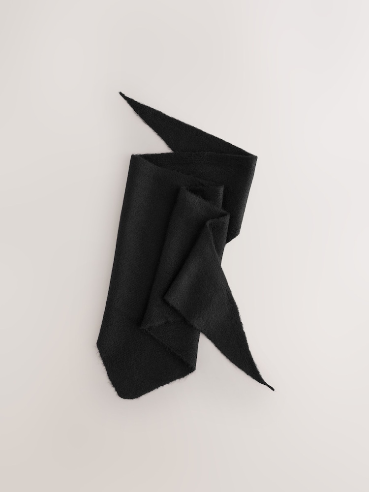 Negro - Bufanda triangular de punto - Imagen 2 de 3