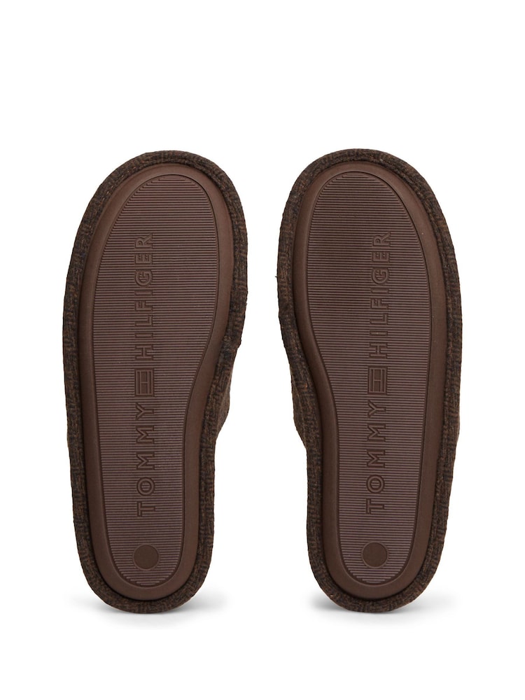 Tommy Hilfiger Enamel Flag Herringbone Slippers - Imagem 5 de 5 Tommy Hilfiger Enamel Flag Herringbone Slippers - Imagem 5 de 5