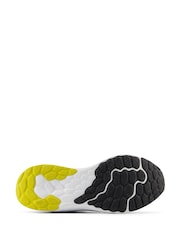 Черный - Мужские кроссовки New Balance Fresh Foam Arishi V4 - Изображение 10 из 14